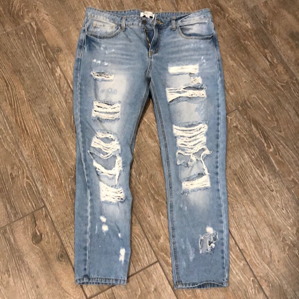 Light wash distressed jeans